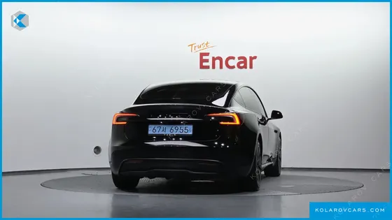 TESLA MODEL 3 RWD