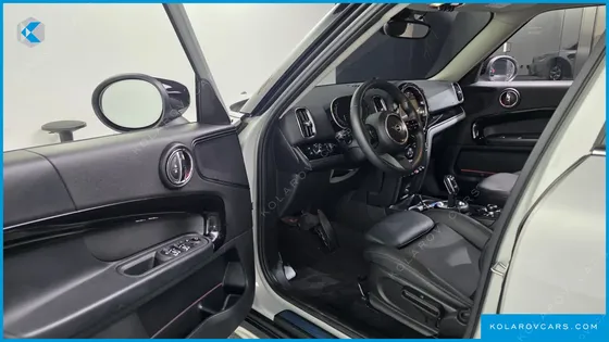 MINI COUNTRYMAN CLASSIC