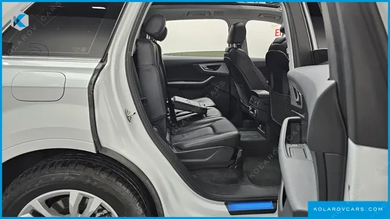 AUDI Q7 45 TFSI QUATTRO
