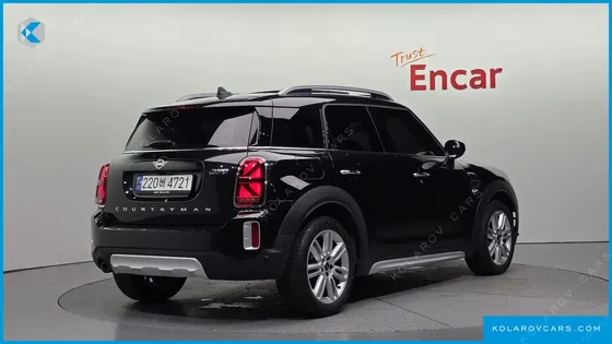 MINI COUNTRYMAN CLASSIC PLUS LAUNCH PACK