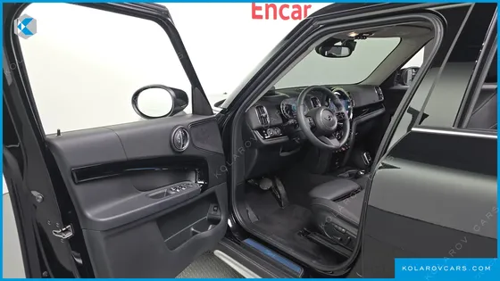 MINI COUNTRYMAN CLASSIC PLUS LAUNCH PACK