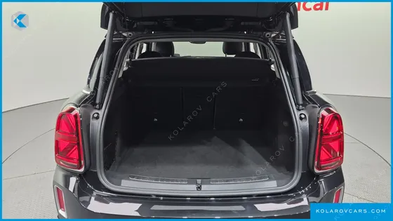 MINI COUNTRYMAN CLASSIC PLUS LAUNCH PACK