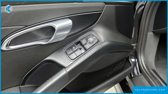 PORSCHE 718 2.0