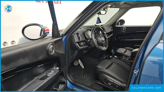 MINI COUNTRYMAN CLASSIC