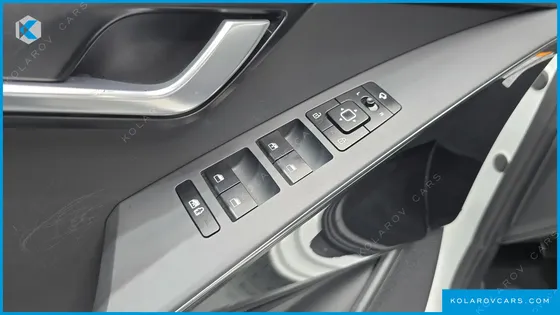 KIA NIRO SIGNATURE