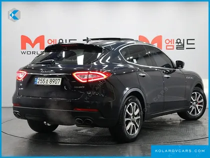 MASERATI LEVANTE 3.0 AWD