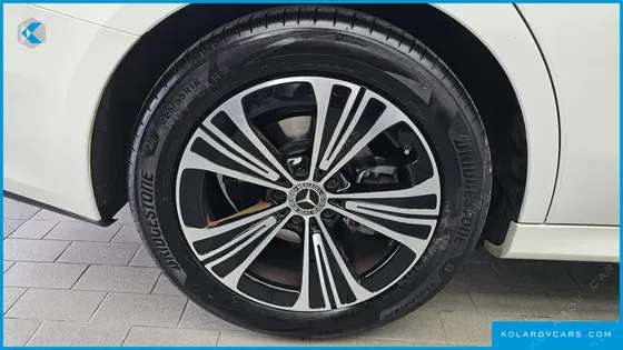 MERCEDES E-CLASS E200 AVANTGARDE