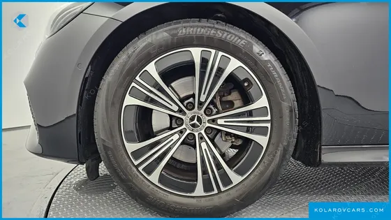 MERCEDES E-CLASS E200 AVANTGARDE