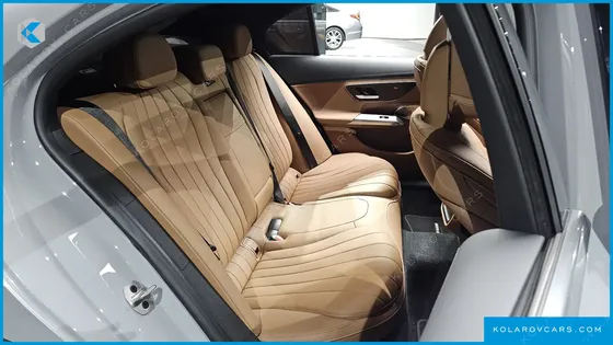 MERCEDES E-CLASS E300 4MATIC AMG LINE PREMIERE SPECIAL
