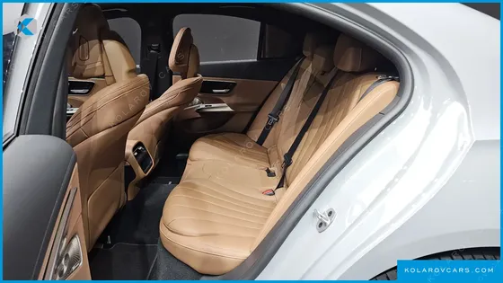 MERCEDES E-CLASS E300 4MATIC AMG LINE PREMIERE SPECIAL