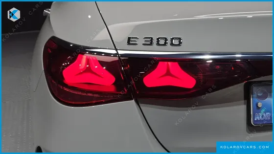 MERCEDES E-CLASS E300 4MATIC AMG LINE PREMIERE SPECIAL