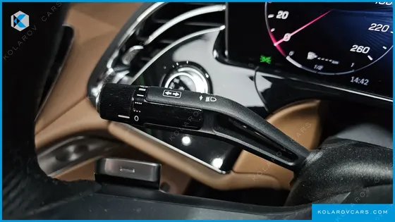 MERCEDES E-CLASS E300 4MATIC AMG LINE PREMIERE SPECIAL