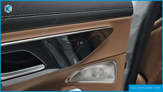 MERCEDES E-CLASS E300 4MATIC AMG LINE PREMIERE SPECIAL