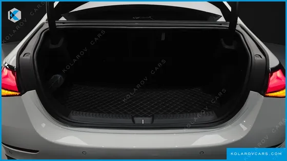 MERCEDES E-CLASS E300 4MATIC AMG LINE