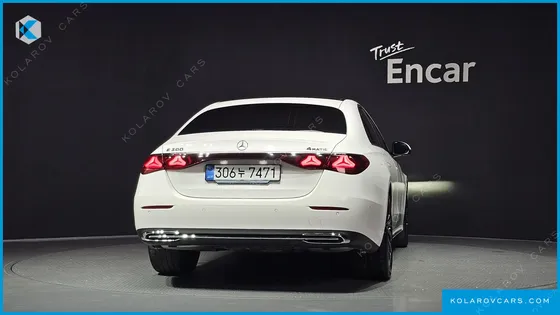 MERCEDES E-CLASS E300 4MATIC EXCLUSIVE
