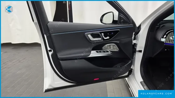 MERCEDES E-CLASS E300 4MATIC EXCLUSIVE