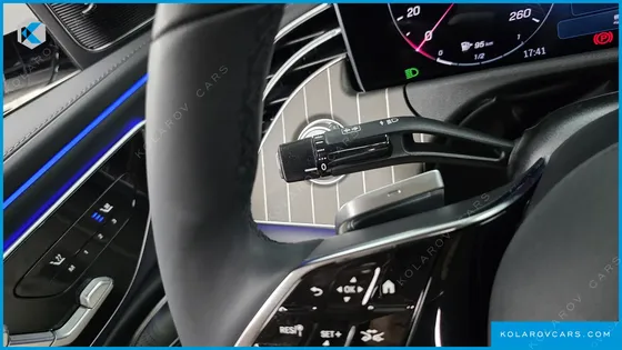 MERCEDES E-CLASS E300 4MATIC EXCLUSIVE