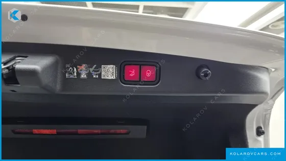 MERCEDES E-CLASS E300 4MATIC EXCLUSIVE