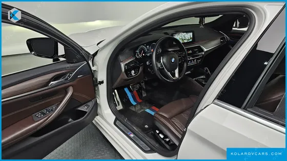 BMW 5 SERIES 520D XDRIVE M SPORT PACKAGE PLUS