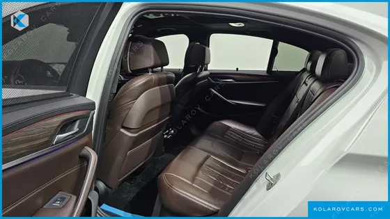 BMW 5 SERIES 520D XDRIVE M SPORT PACKAGE PLUS