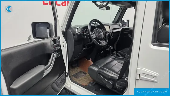 JEEP WRANGLER 2.8 DIESEL SAHARA 4DOOR