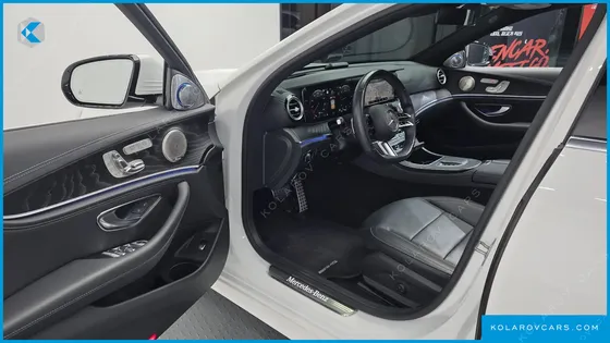 MERCEDES E-CLASS E220D 4MATIC AMG LINE