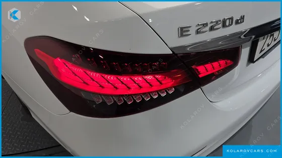 MERCEDES E-CLASS E220D 4MATIC AMG LINE