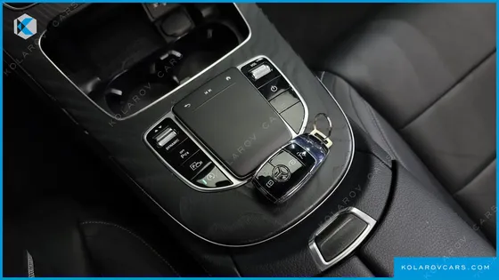 MERCEDES E-CLASS E220D 4MATIC AMG LINE