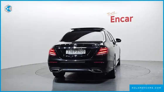 MERCEDES E-CLASS E300 4MATIC AMG LINE