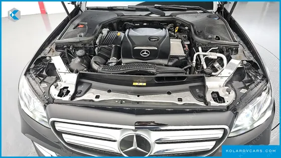 MERCEDES E-CLASS E300 4MATIC AMG LINE