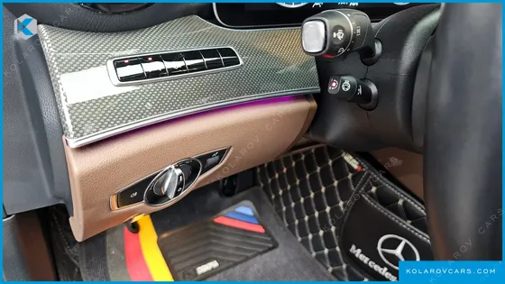 MERCEDES E-CLASS E300 4MATIC AMG LINE