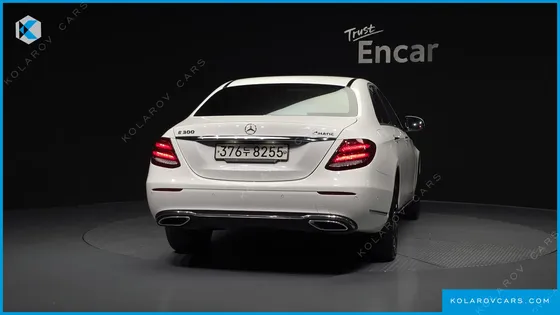 MERCEDES E-CLASS E300 4MATIC EXCLUSIVE