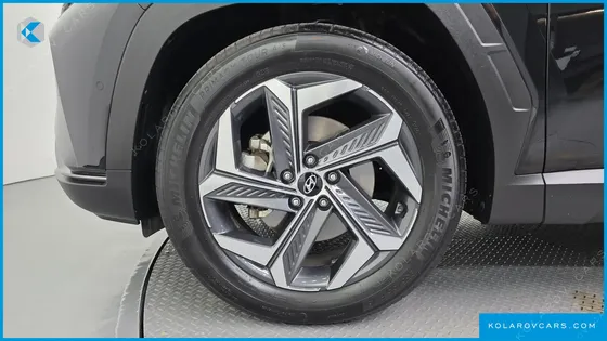 HYUNDAI TUCSON DIESEL 2.0 4WD