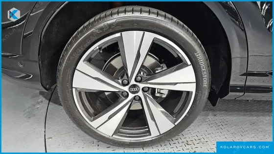 AUDI Q5 40 TFSI 콰트로 S LINE SPORTBACK