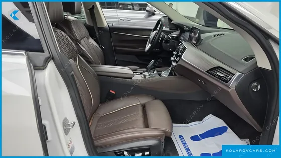 BMW GRAN TURISMO (GT) 640I XDRIVE LUXURY