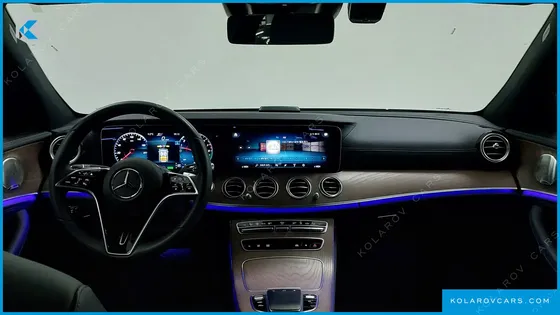 MERCEDES E-CLASS E300E 4MATIC EXCLUSIVE