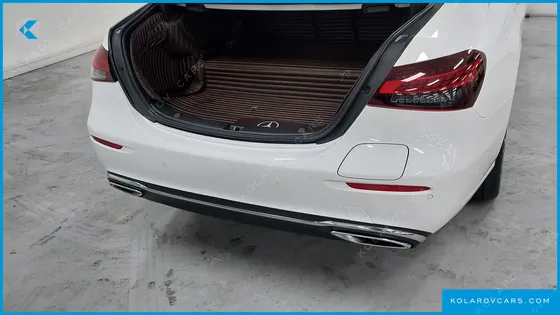 MERCEDES E-CLASS E300E 4MATIC EXCLUSIVE