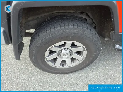 TOYOTA FJ CRUISER 4WD V6