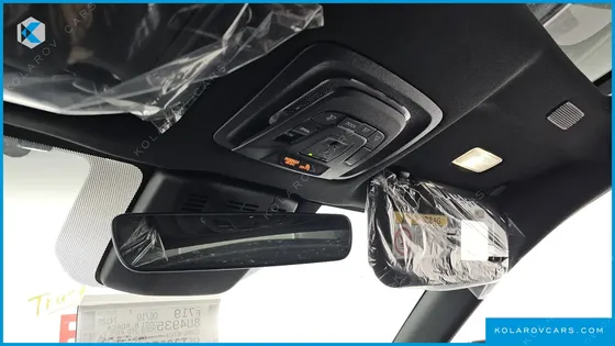 TOYOTA CROWN 2.4 4WD DUAL BOOST HYBRID