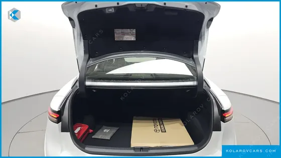 TOYOTA CROWN 2.4 4WD DUAL BOOST HYBRID