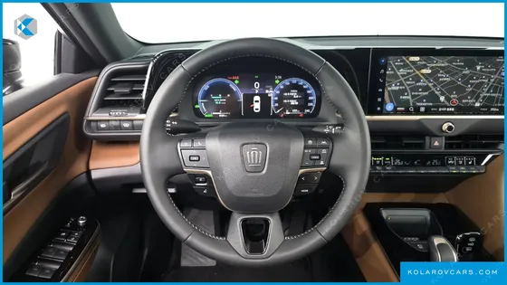 TOYOTA CROWN 2.5 4WD HYBRID