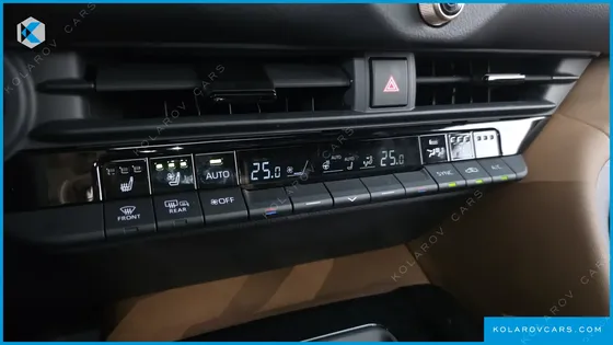 TOYOTA CROWN 2.5 4WD HYBRID