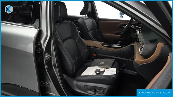 TOYOTA CROWN 2.5 4WD HYBRID