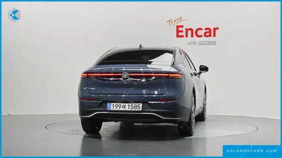 TOYOTA CROWN 2.5 4WD HYBRID