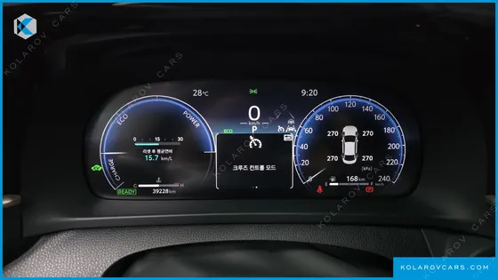 TOYOTA CROWN 2.5 4WD HYBRID