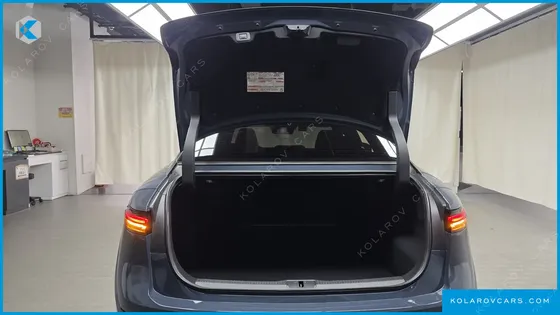 TOYOTA CROWN 2.5 4WD HYBRID