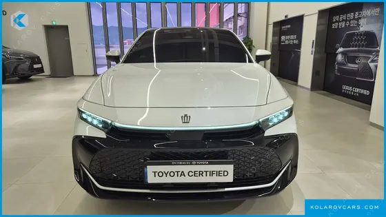 TOYOTA CROWN 2.5 4WD HYBRID