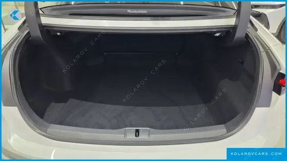 TOYOTA CROWN 2.5 4WD HYBRID