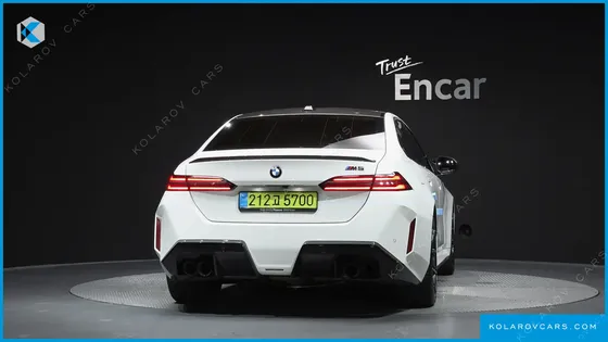 BMW M5 M5 SEDAN