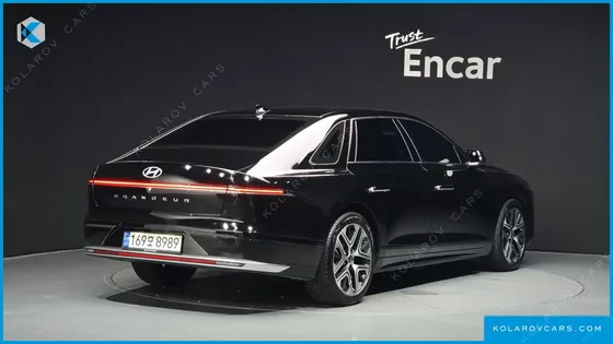 HYUNDAI GRANDEUR PREMIUM